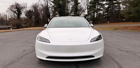 Tesla Model 3 2025