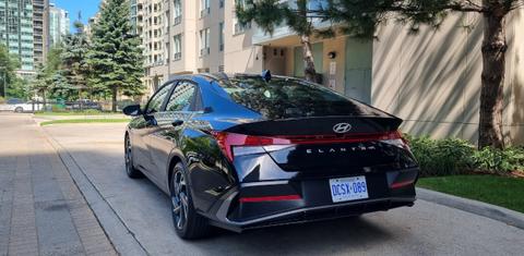 Hyundai Elantra 2024