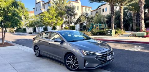 Hyundai Elantra 2020