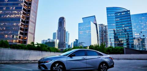 Hyundai Elantra 2025