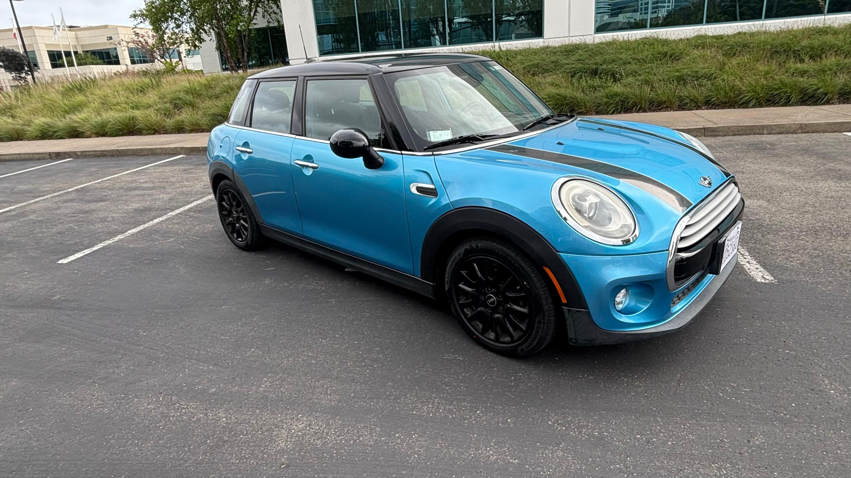 MINI Hardtop 4 Door 2015 in South San Francisco, CA