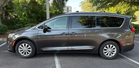 Chrysler Pacifica 2018