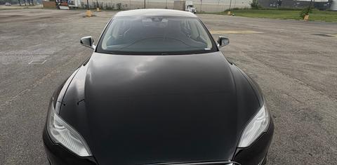 Tesla Model S 2015