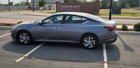 Nissan Altima 2021
