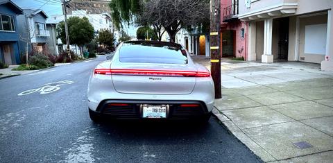 Porsche Taycan 2022