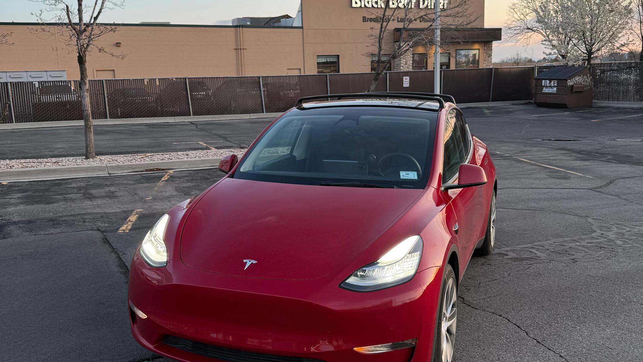 Tesla Model Y 2022 in Provo, UT