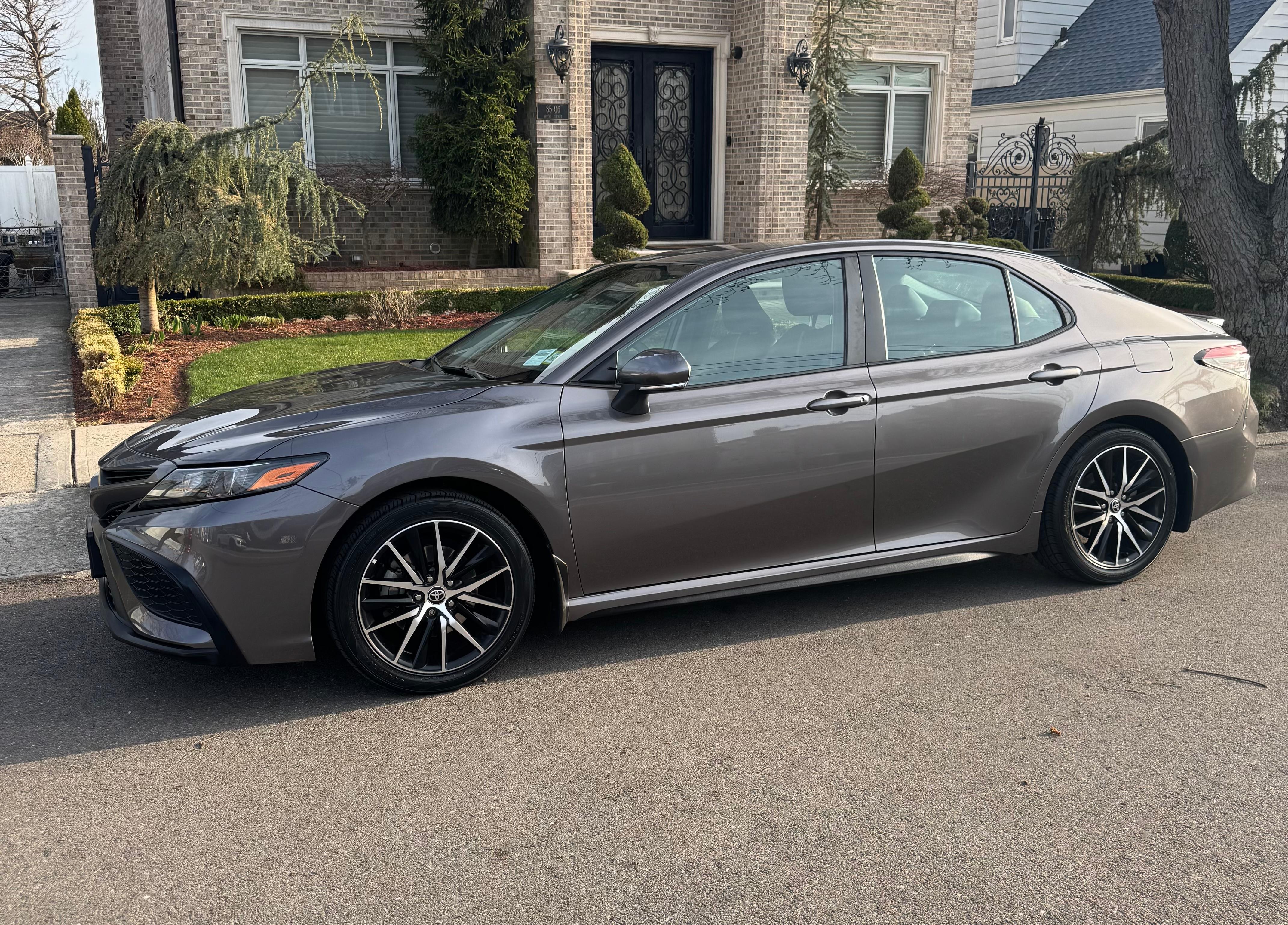 Toyota Camry 2022 in Howard Beach, NY