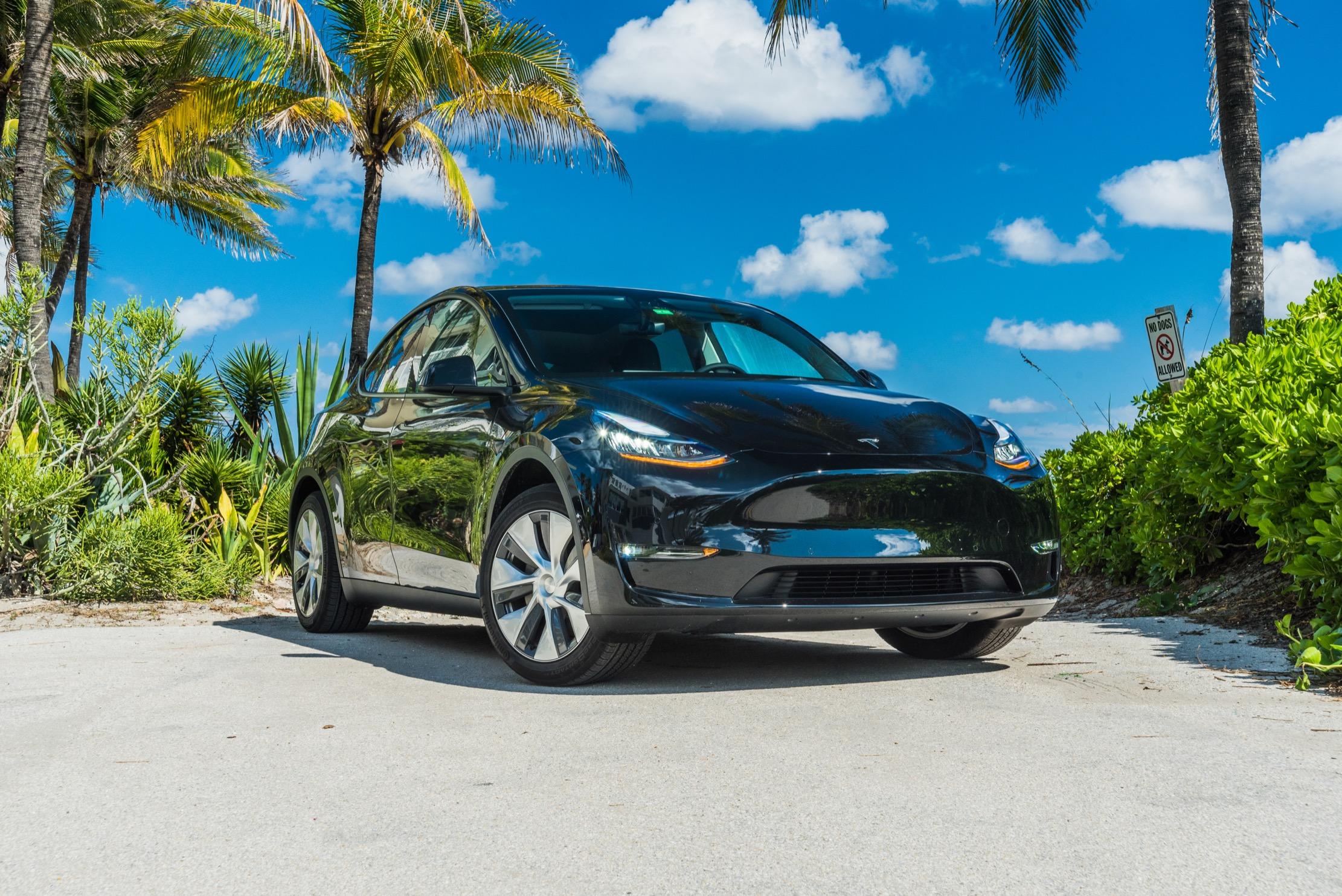 Tesla Model Y 2021 in Miami, FL