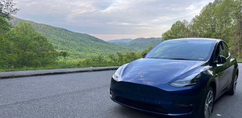Tesla Model Y 2023