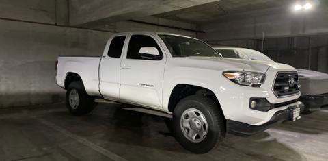 Toyota Tacoma 2017