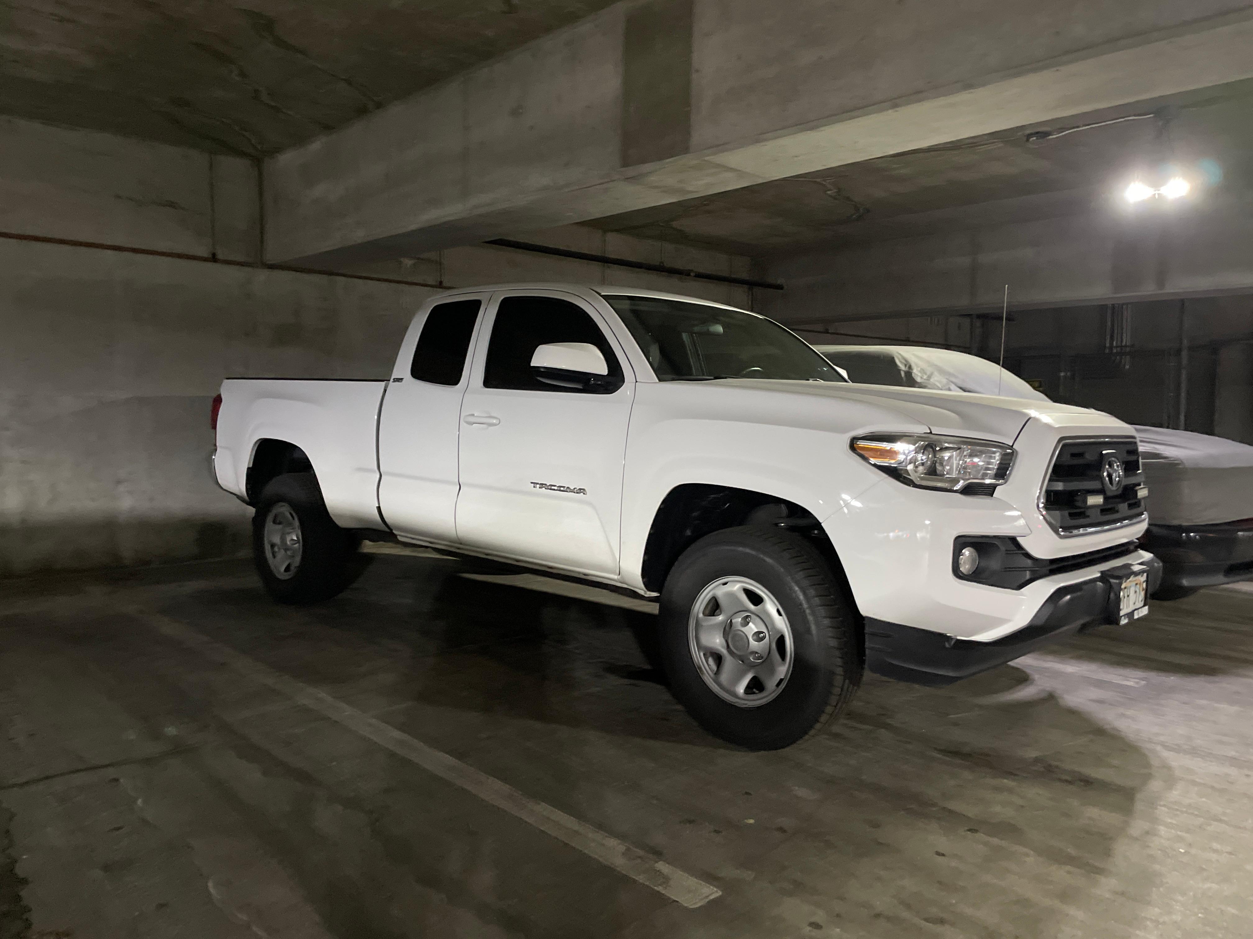 Toyota Tacoma 2017 in 