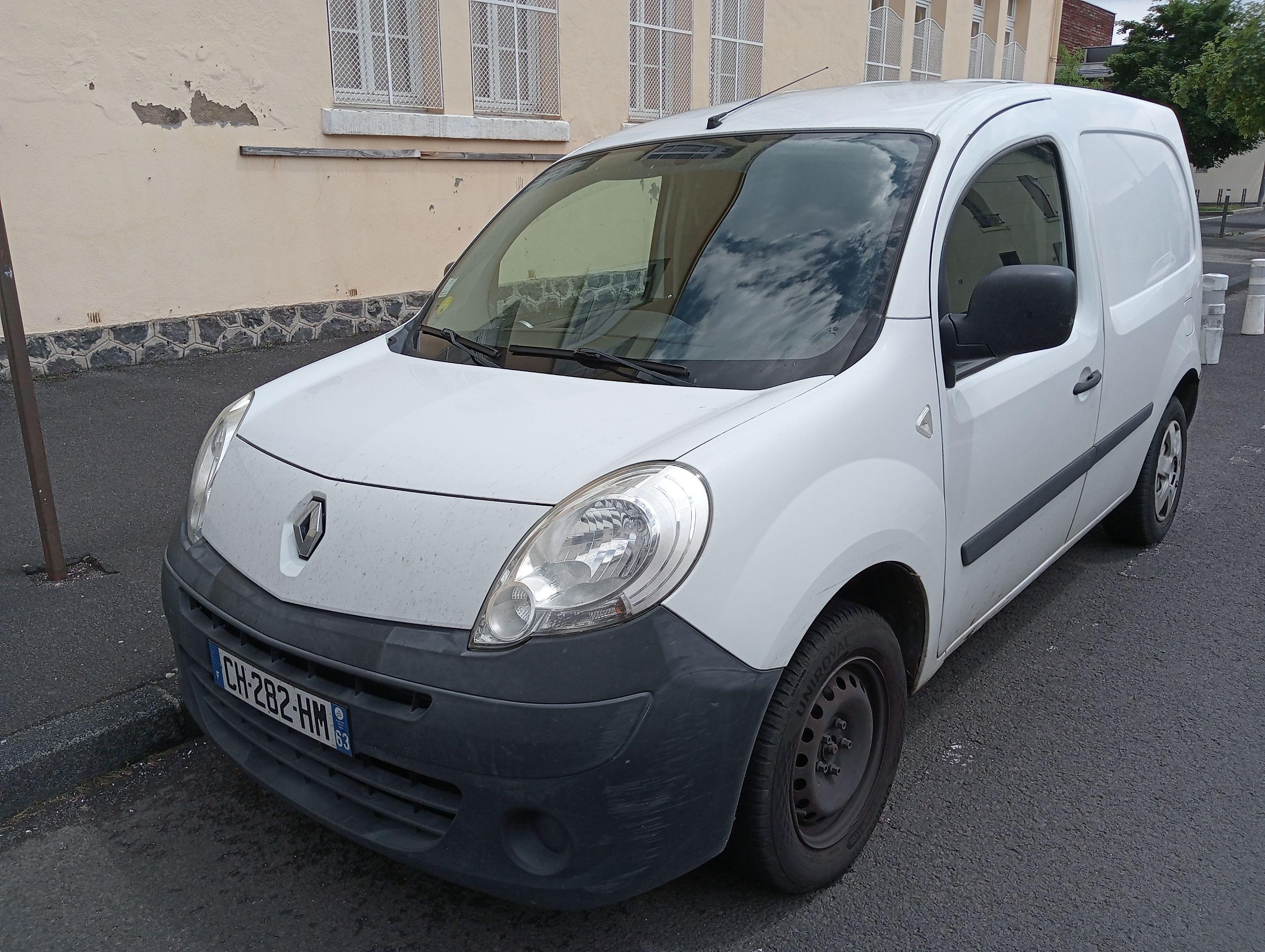 Renault KANGOO EXPRESS II 2012 à Clermont-Ferrand
