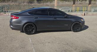Ford Fusion Hybrid 2017 — Car rental alternative in Goleta, CA