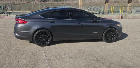 Ford Fusion Hybrid 2017