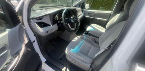 Toyota Sienna 2015