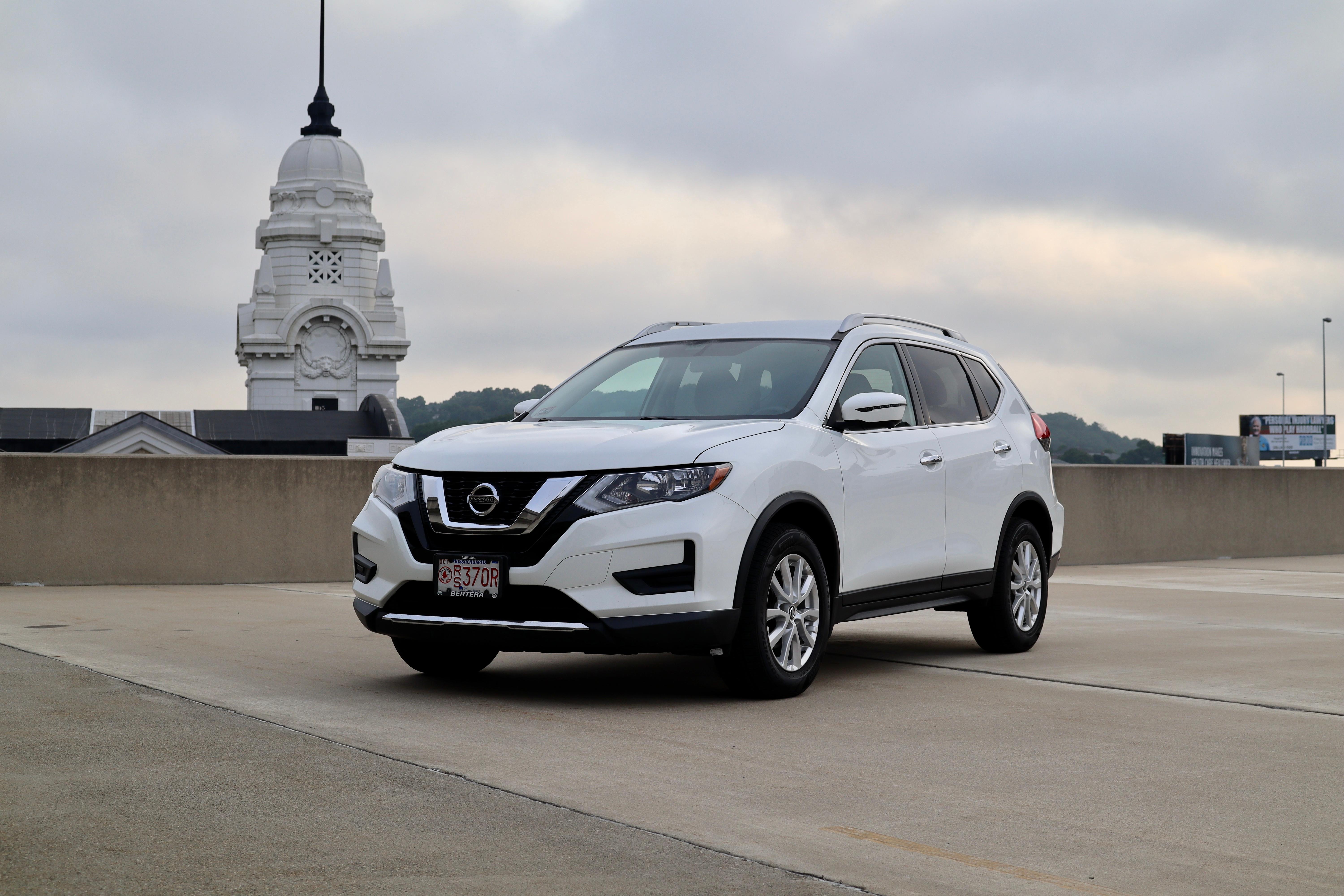 Nissan Rogue 2017 in Worcester, MA