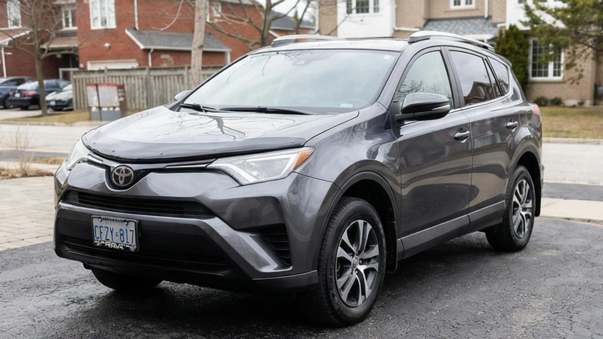 Toyota RAV4 2017 in Toronto, ON