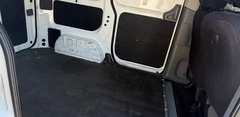 Nissan NV200 Cargo 2015