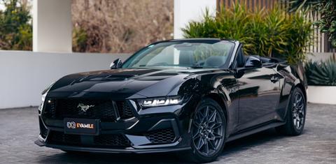 Ford MUSTANG 2025