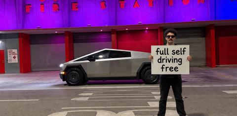 Tesla Cybertruck 2025