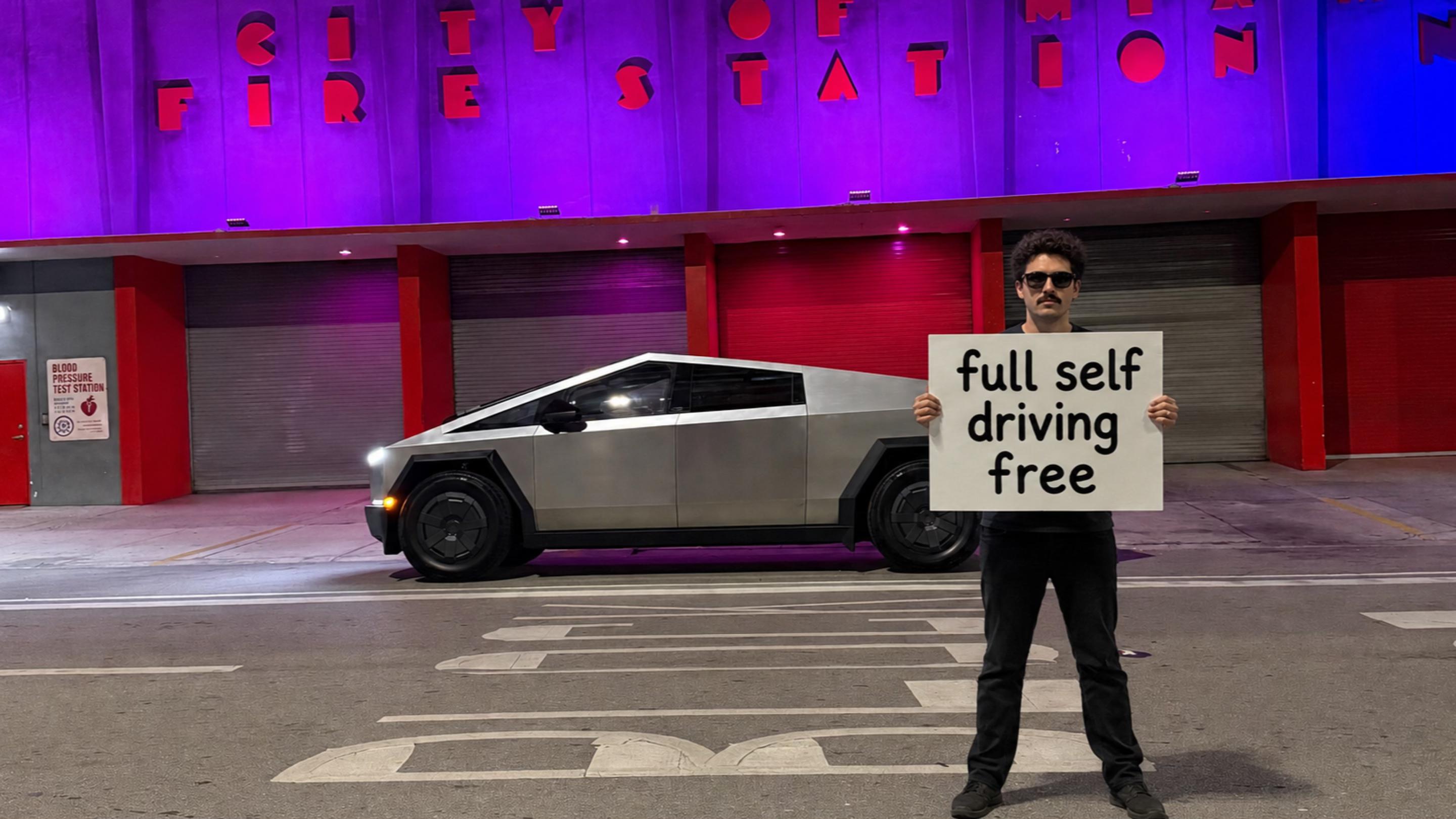 Tesla Cybertruck 2025 in Miami, FL