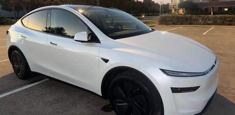 Tesla Model Y 2026
