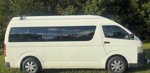 Toyota HIACE 2016