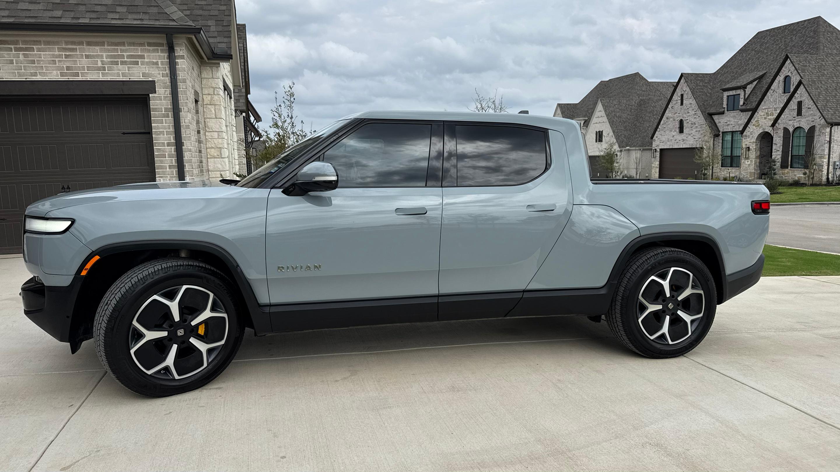 Rivian R1T 2023 in Austin, TX