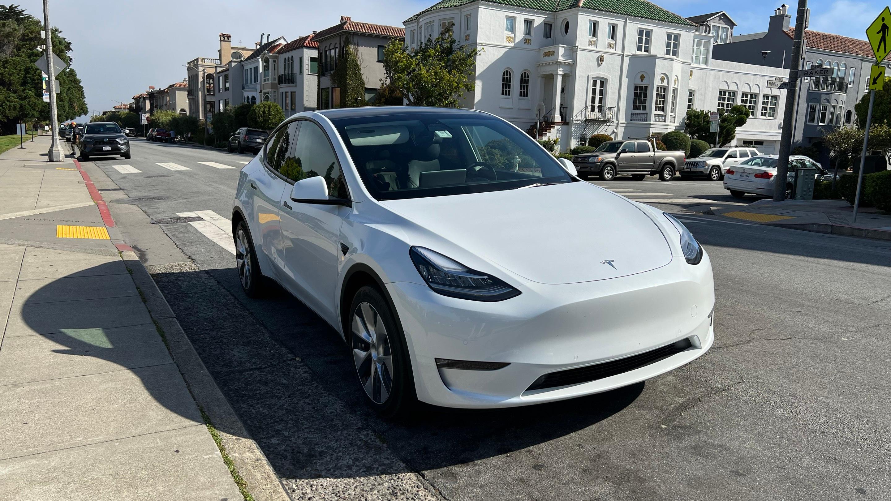 Tesla Model Y 2023 in Burlingame, CA