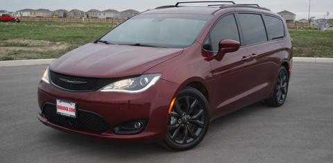 Chrysler Pacifica 2019