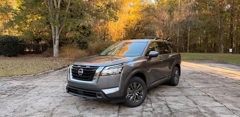 Nissan Pathfinder 2025