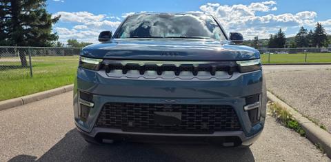 Jeep Grand Wagoneer L 2026