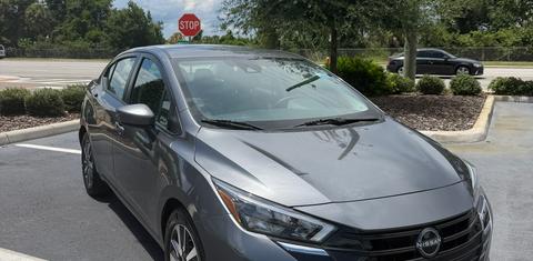 Nissan Versa 2025