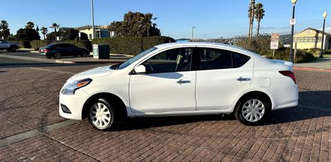 Nissan Versa 2015