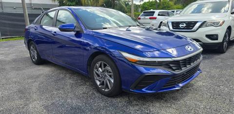 Hyundai Elantra 2024