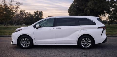Toyota Sienna 2026
