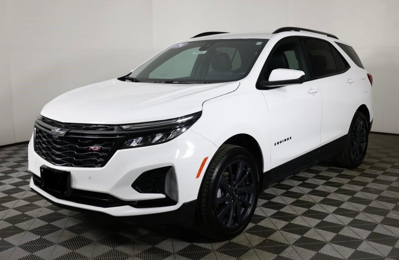 Chevrolet Equinox 2024 in St. Cloud, MN