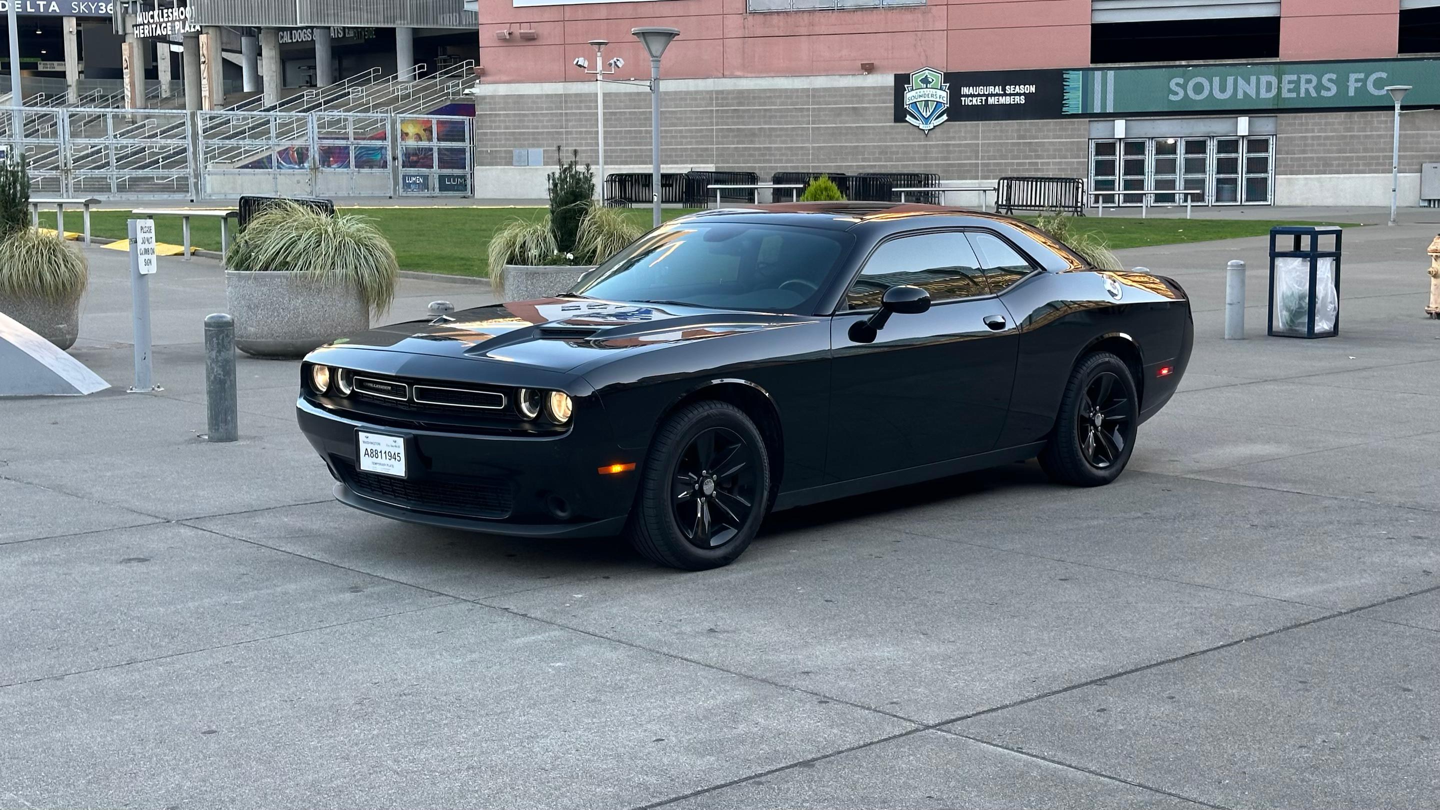 Dodge Challenger 2015 in SeaTac, WA