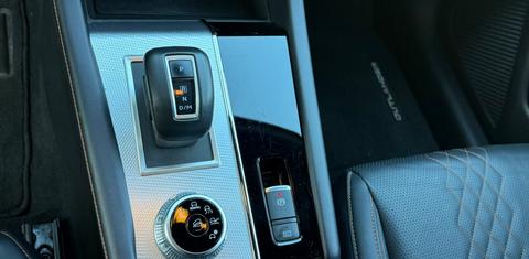 Mitsubishi Outlander 2023