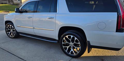 Cadillac Escalade ESV 2017