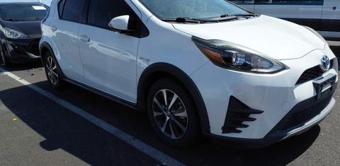 Toyota Prius c 2018