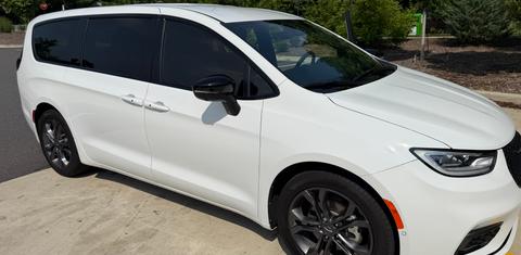 Chrysler Pacifica 2026