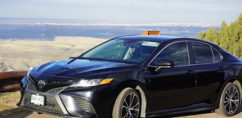 Toyota Camry 2019