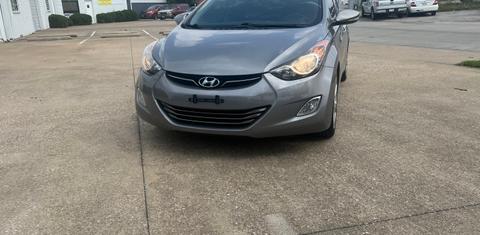Hyundai Elantra 2011