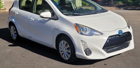 Toyota Prius c 2015