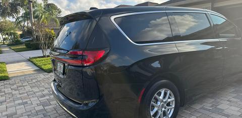 Chrysler Pacifica 2023