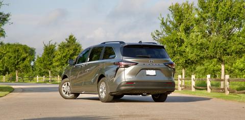 Toyota Sienna 2026