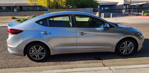 Hyundai Elantra 2017