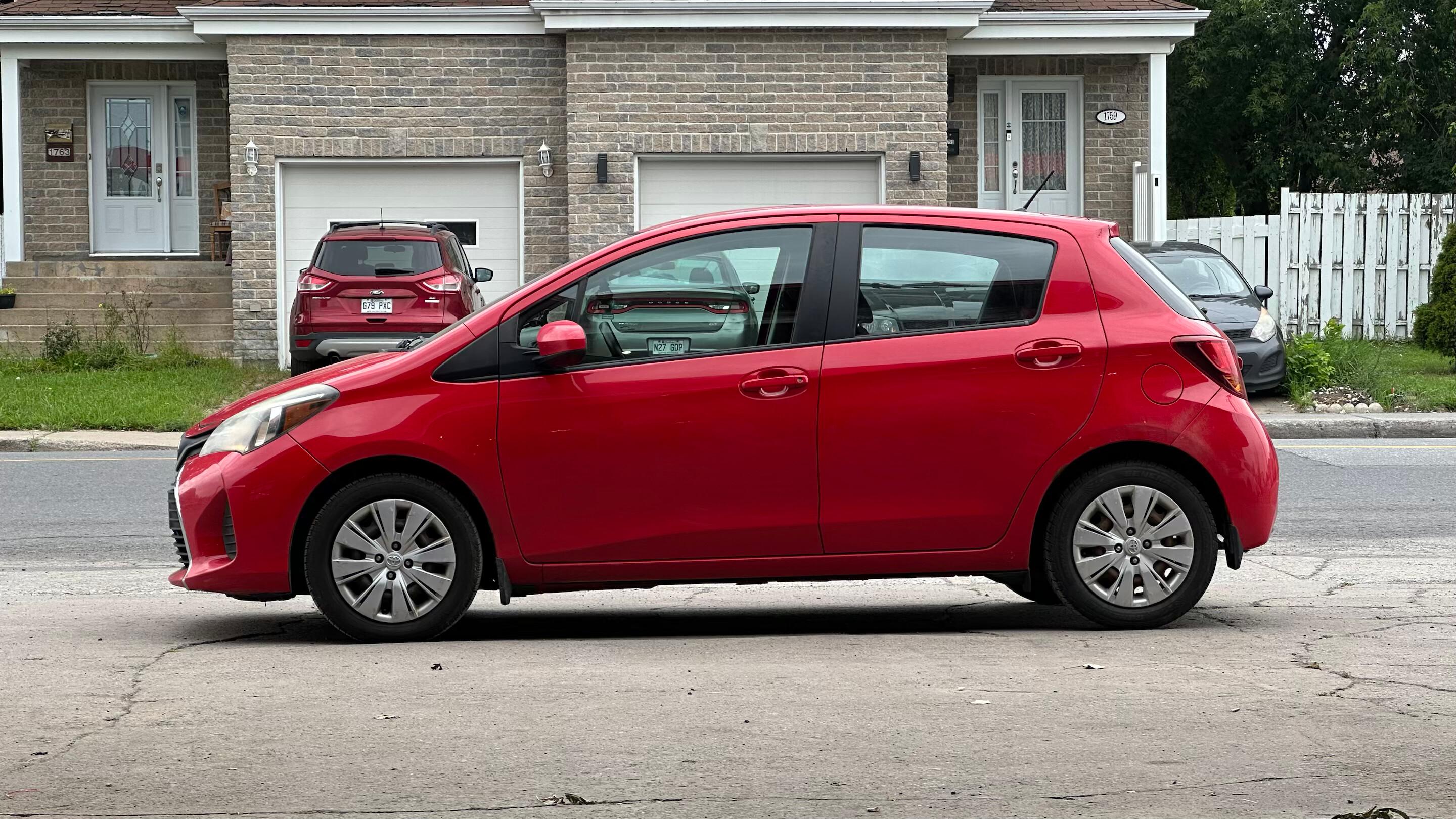 Toyota Yaris 2015 à 