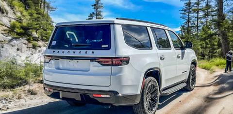 Jeep Wagoneer L 2024
